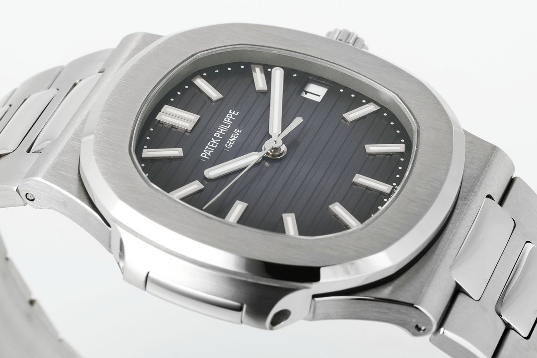 【Super Clone】Replica Patek Philippe Nautilus 5711 1A Black Dial 40mm Mens Watch - Image 15