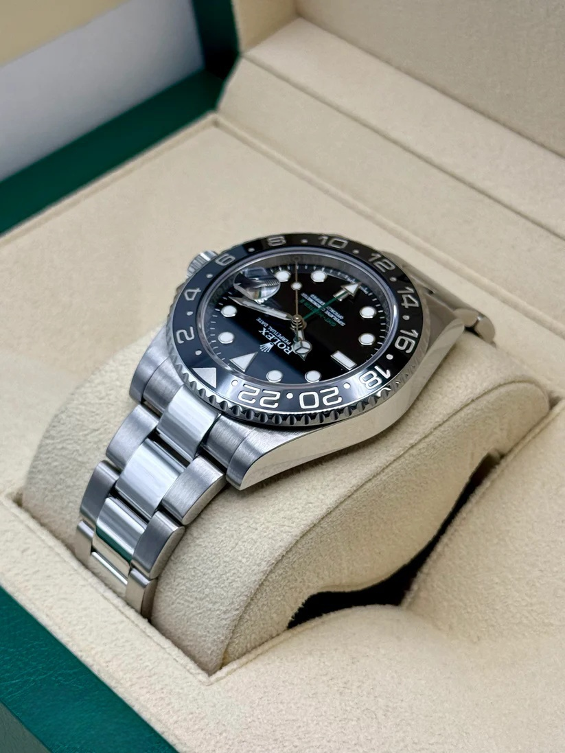 Rolex GMT-Master II 116710LN 40mm - Image 3