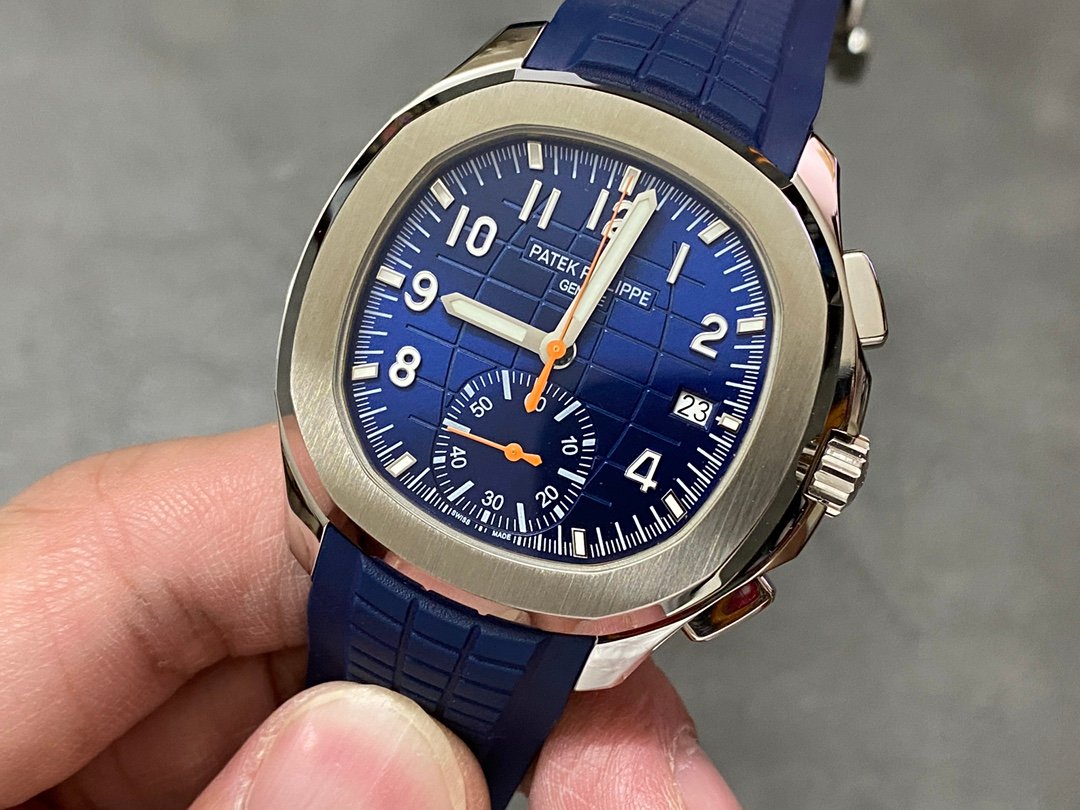 【Super Clone】Replica Patek Philippe Aquanaut Blue 5968A 001 42mm Mens Watch - Image 4