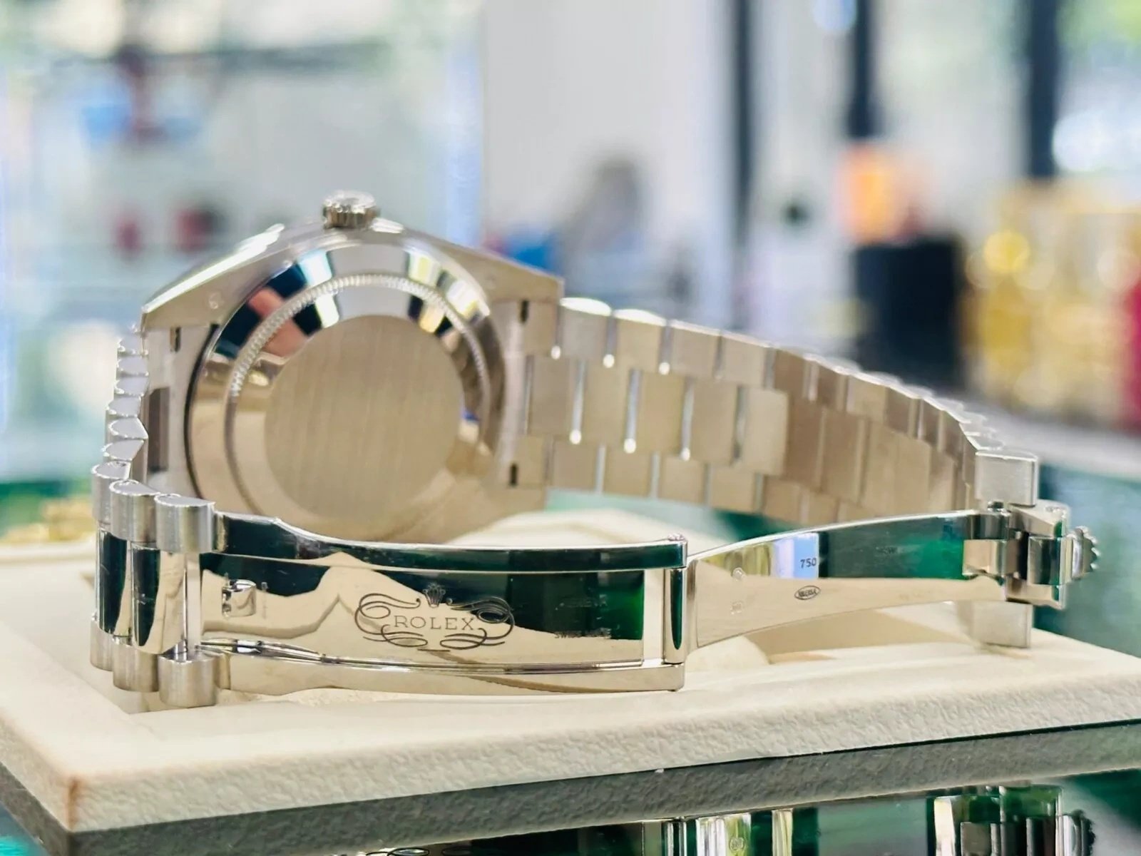 RLX Day-Date "President" 40mm White Gold Black Index Dial - 228239 - Image 6