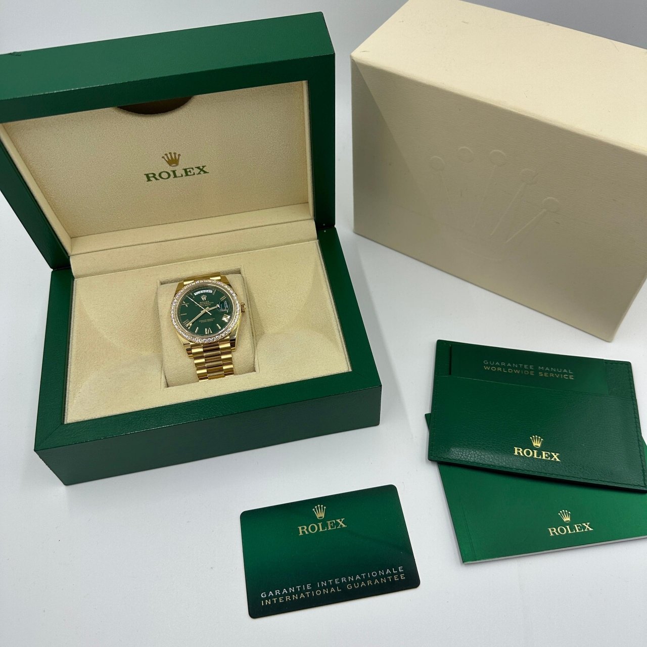 RLX Day-Date "President" 40mm Yellow Gold Green Roman Dial Diamond Bezel - 228348rbr - Image 10