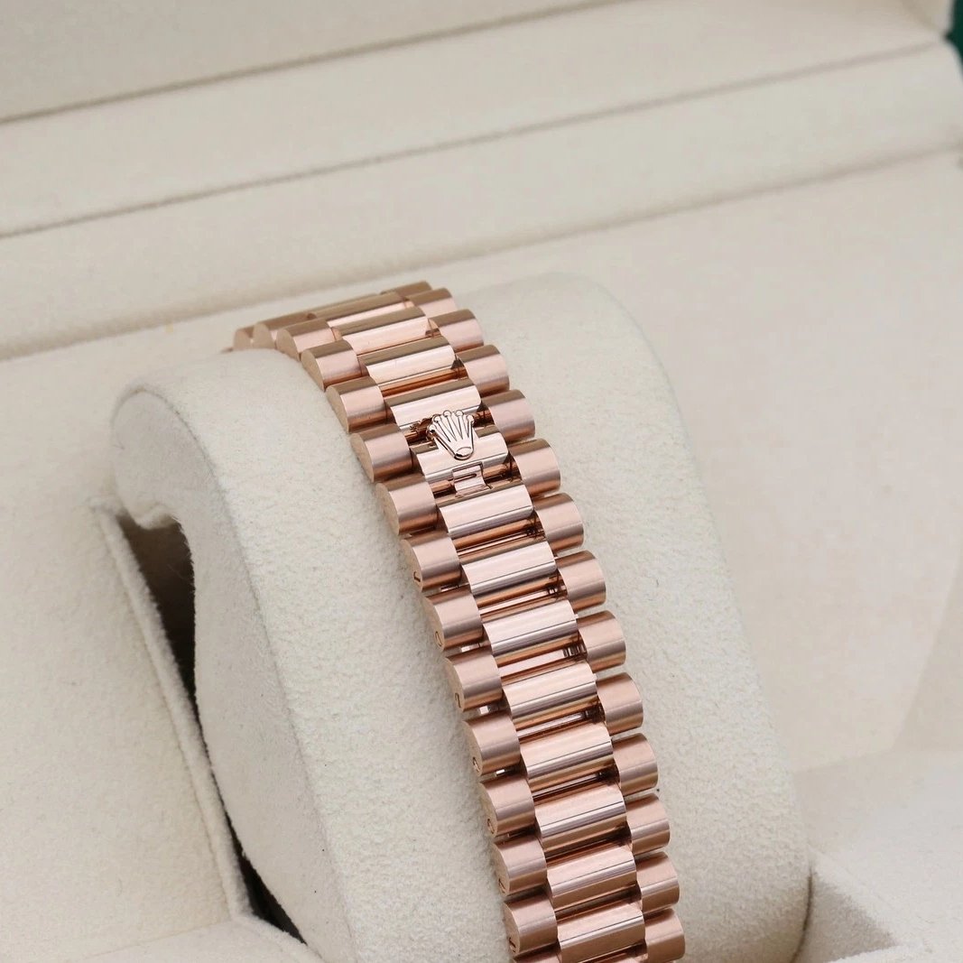 RLX Day-Date "President" 40mm Everose Gold Chocolate Index Dial - 228235 - Image 5