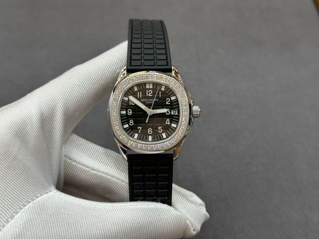 【Super Clone】Replica Patek Philippe Aquanaut 5067A 001 Watch For Sale - Image 3